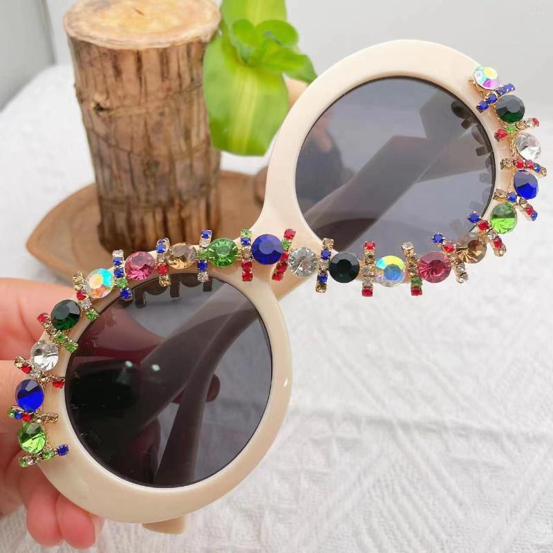 

Sunglasses Fashion Round Women Brand Designer Color Lens Diamond Decoration Frame Luxury Sexy Style Trend Sun Glasses