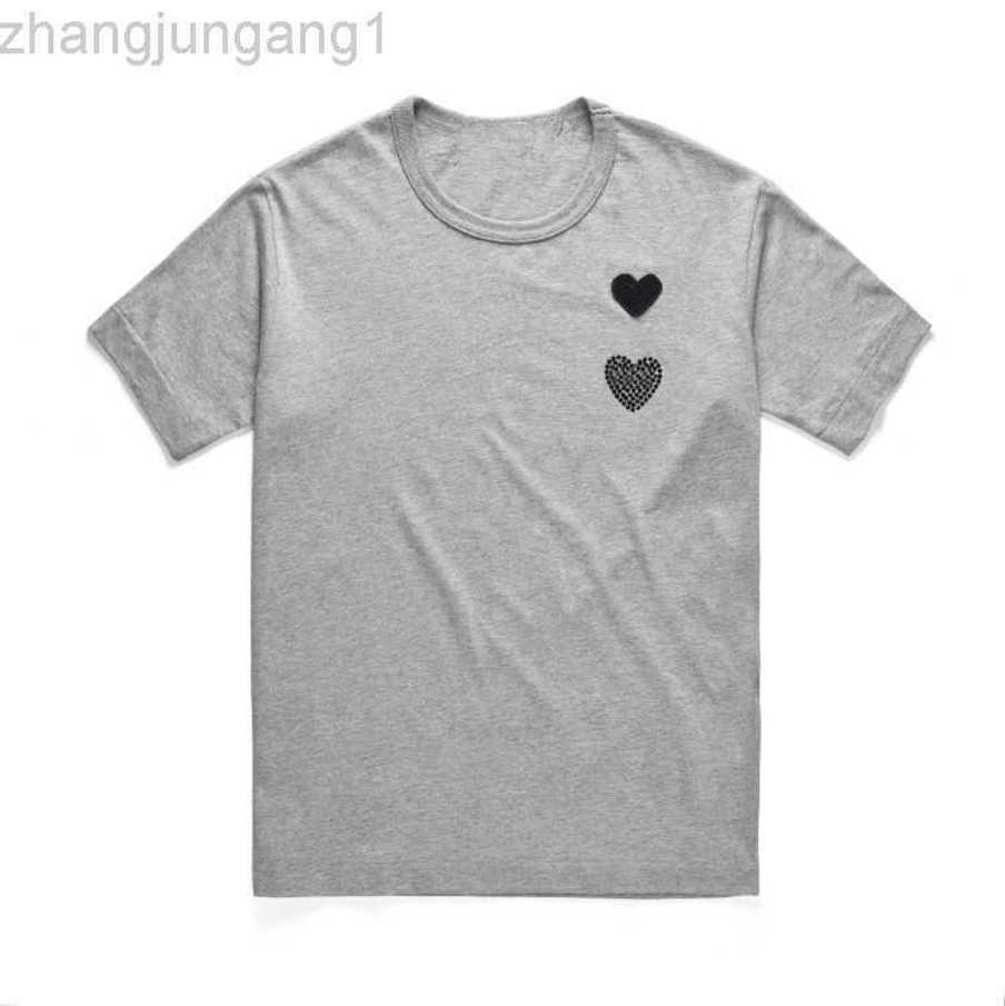 

Designer Commes Des Garcons T Shirt Cdgs Play T Shirts Red Heart Shirt Casual Women Cotton Embroidery Short Sleeve Summer Tee top, 15