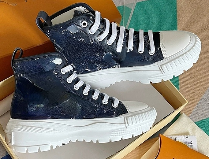 

2023 New Thick Soles High Help Breathable Mesh Canvas Shoes Comfortable Light Atmosphere Sports Shoes, Blue