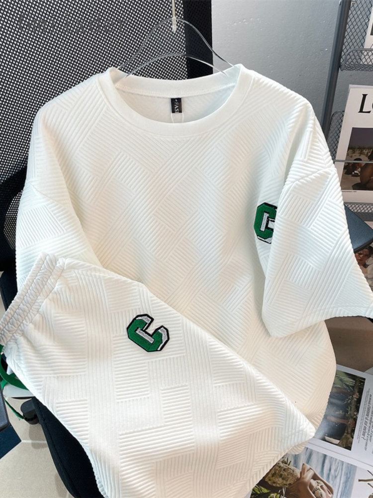 

Men's Tracksuits Gmiixder Casual Waffle Fashion Suit Women Summer Oversize Korean Shortsleeved Tshirt Shorts Letter Embroidery 2pcs Sets 230413, White