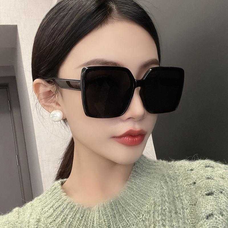 

Korean Style Large Frame Square Flat Sunglasses Fashion Simple Sun Shade