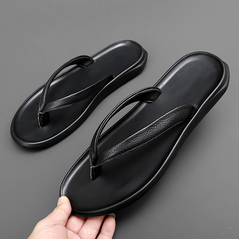 

Slippers Flats Flip Flop Genuine Leather Men Slippers Summer Top Brand Fashion Man Designer Beach Flipflops Light Comfortable 230413, Black