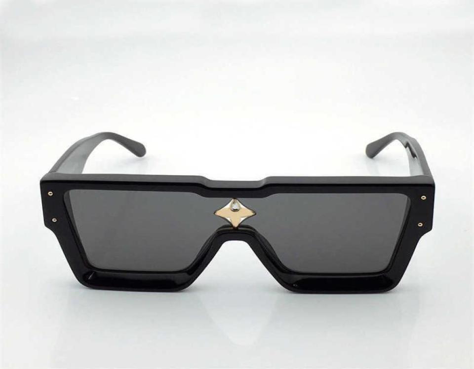 

2022 New Men039s Luxury Sunglasses Ladies Classic Outdoor Big Square4041654
