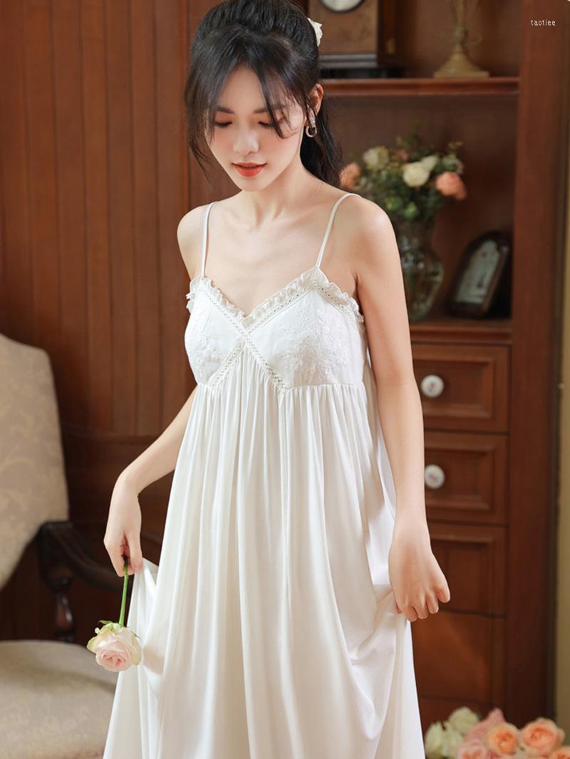 

Women's Sleepwear Women Summer Camison Backless Nightdress Cotton Sexy Lace Pajamas French Victorian Ruffles Princess Loose Chest Pad, Apricot