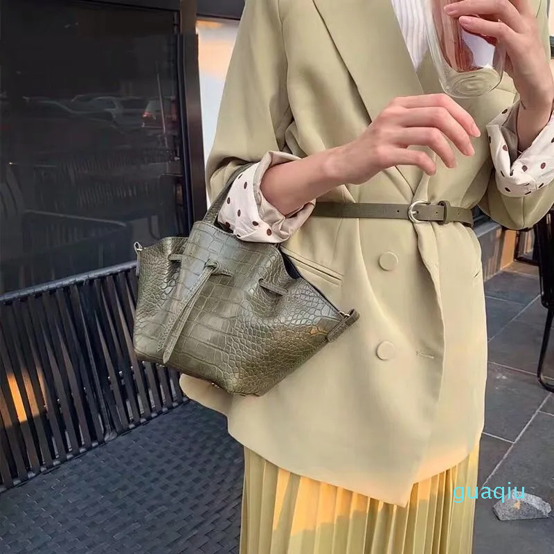 

Evening Bags Vintage Crocodile Pattern Leather Crossbody Bag For Women Luxury Fashion Handbags Designer Purses And Handbags, Auburn