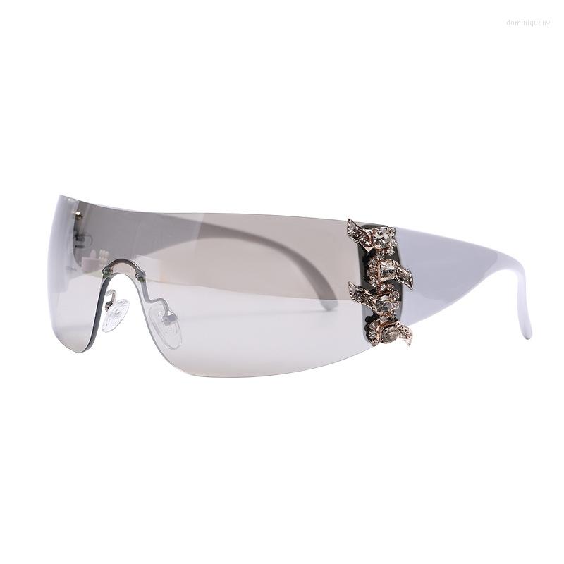 

Sunglasses Fashion Y2K Women One-piece Sun Glasses Punk Eyeglasses Trend 2000S Sports Goggles TR-90 Shades