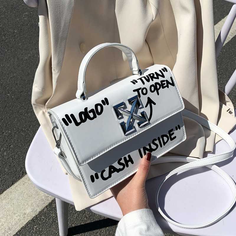 

High quality handbag women's 2023 new trendy Korean versatile messenger French minority design one shoulder small square, Black15