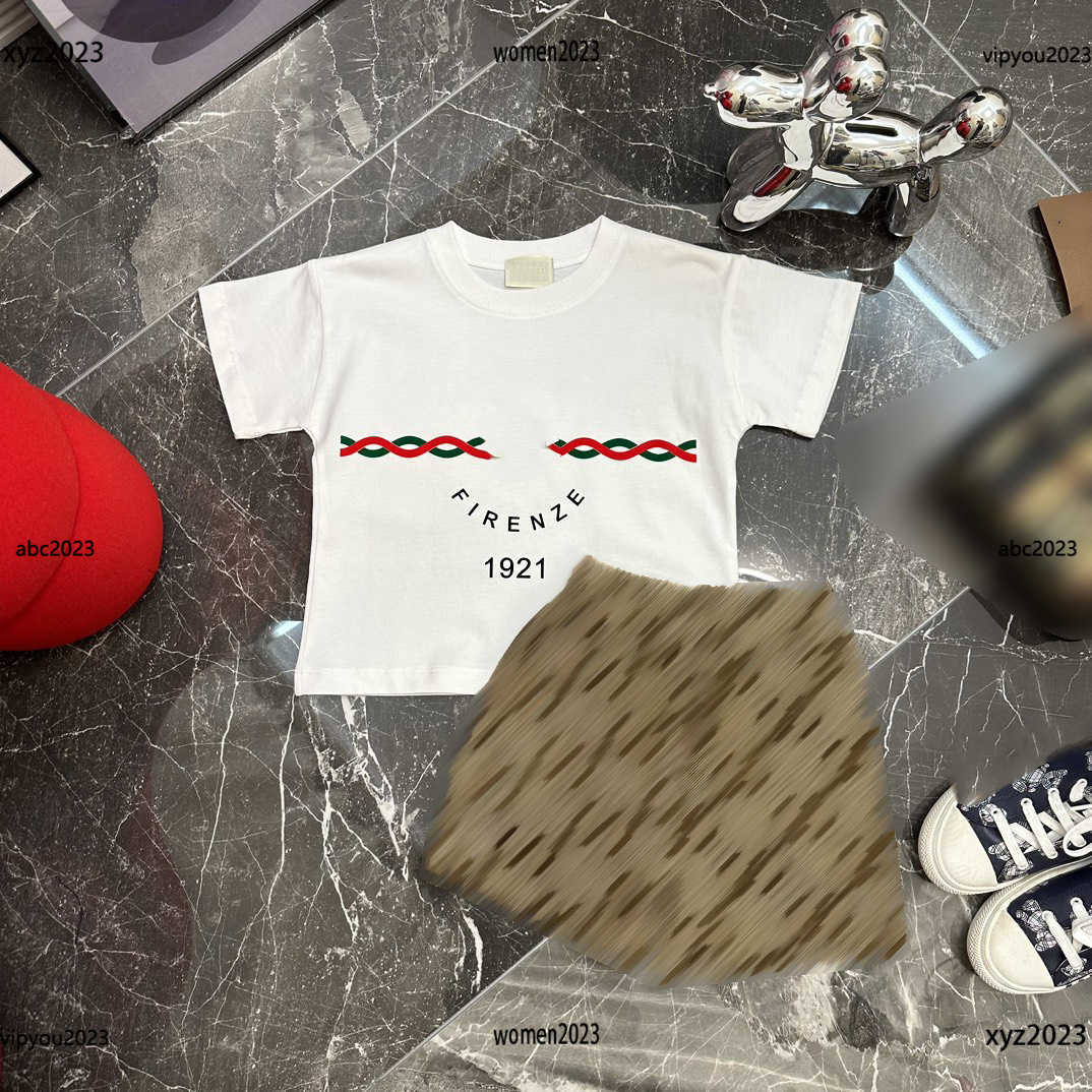 

kids Tracksuits baby clothes sets Letter printed shorts suits Size 100-150 CM 2pcs Round neck T-shirt and shorts Free shipping April11, #1