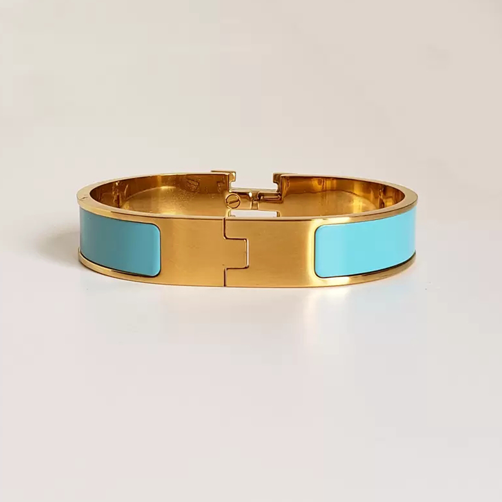 

Fashion classic gold charm bracelet screw bracelet luxury jewelryclassic 5 titanium alloy plating gold technology 2023 women s bracelet designer bracelet