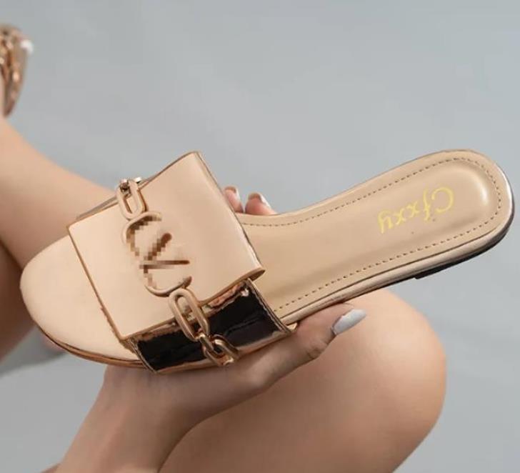

All-match Slippers Ladies Shoes Metallic Slide Sandals Casual Flat Slippers For Women Beach Low Heel Sandals Size 37-42, Black