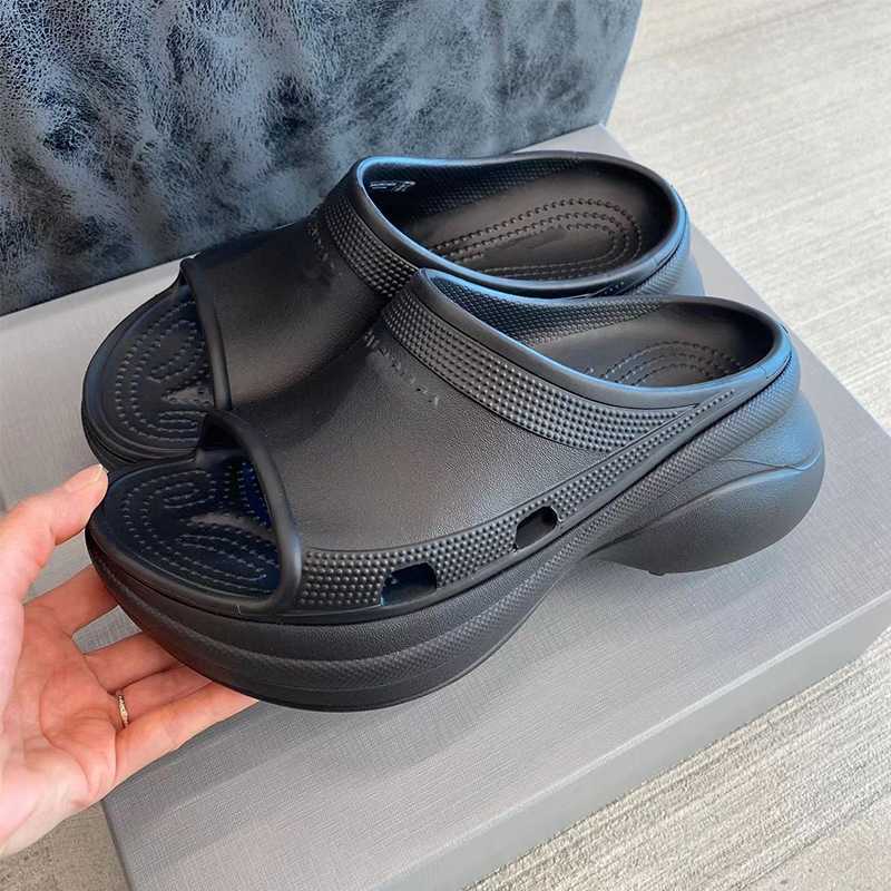 

Paris Shit Feeling Slippers for Women 2023 Summer New Thick Sole Elevated Lazy Man Hole Shoes Anti slip Beach, Black5