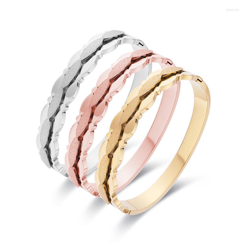 

Bangle FYSARA For Women Cuff Imitation Chain Foliate Frosted Water Wave Design Titanium Steel Bracelet Souvenir Gift Wholesale