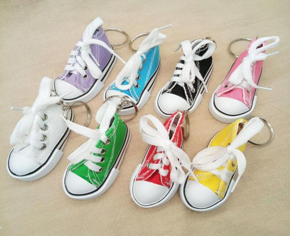 

3D Sneaker Keychain Canvas Shoes Key Ring Tennis Shoe Chucks Keychains Holder Handbag Pendant Favors 9 Colors1681397