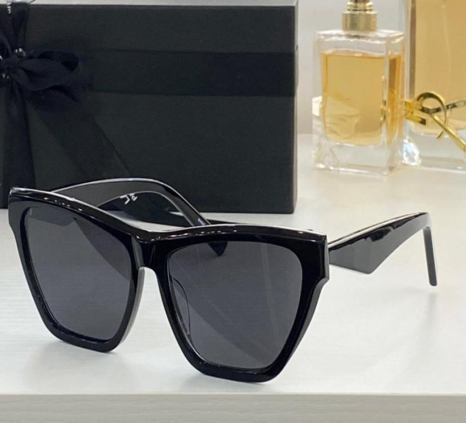 

SUNGLASSES For Men Women Summer 130OPT Style AntiUltraviolet Retro Plate Cat Eye Frame Random Box4209098