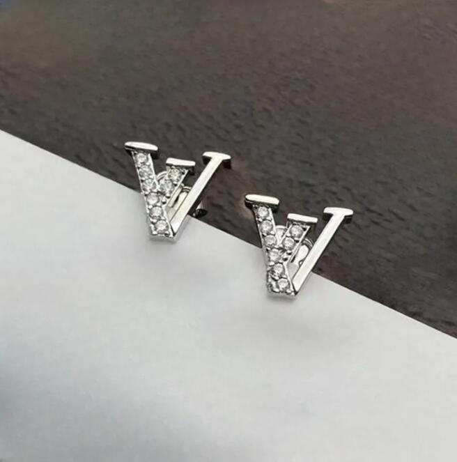 Stud Earings designer earrings for woman designer Party Wedding Anniversary Gift Designer Bracelets Fashion Jewelry-image-766841480
