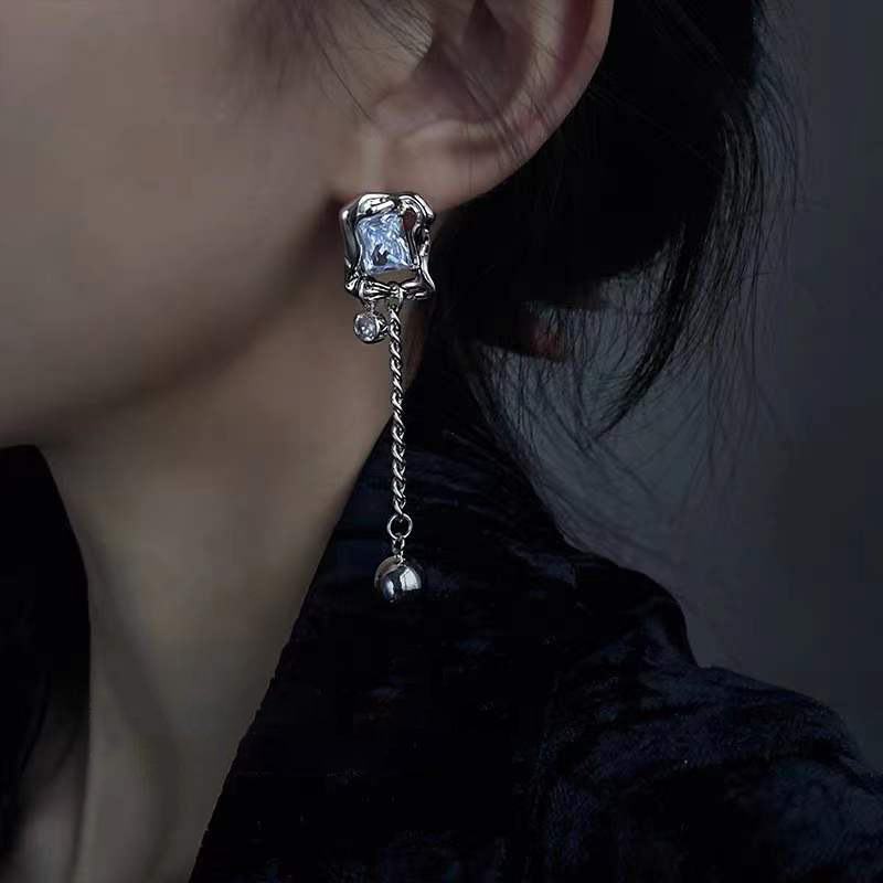 

Asymmetry Heart Dangle Earring White Charm Gold Filled Party Wedding Drop Earrings for Women Statement Metal Promise Jewelry Gift