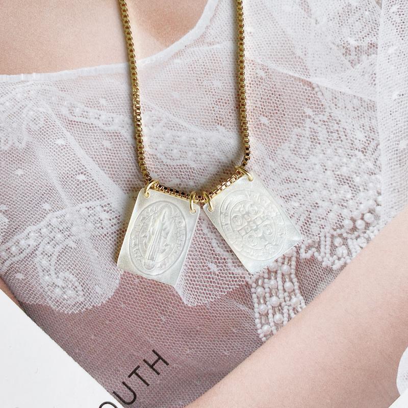 

Pendant Necklaces 5Pcs/Lot Christian Jewelry Shell San Benito Cross