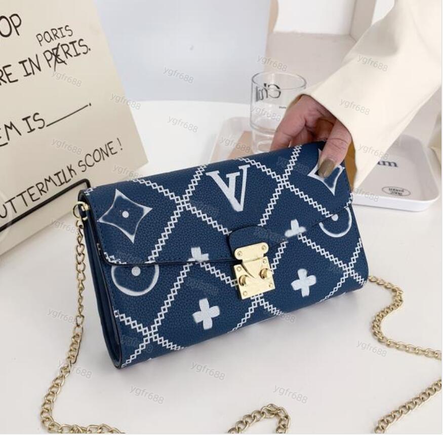 

New Classic Women Chain Bags High Quality Messenger bags Wallet Leather Handbags Shoulder Women bags Designer Handbags Wallets for Women Leather Chain Bag Totes, Black