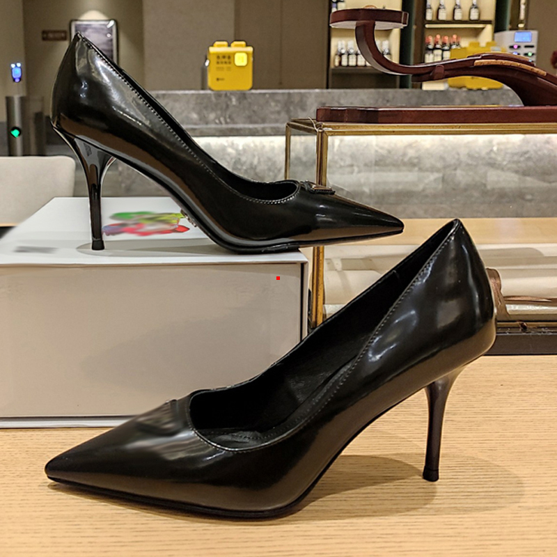 

2023 With Box Stiletto Heel shoe Spring Summer Elegant Styles Women Rhinestone high Heels Crystals Pointed Toe Mesh Pumps Soles Sandals High Heels Size 35-40 -247, Picture color