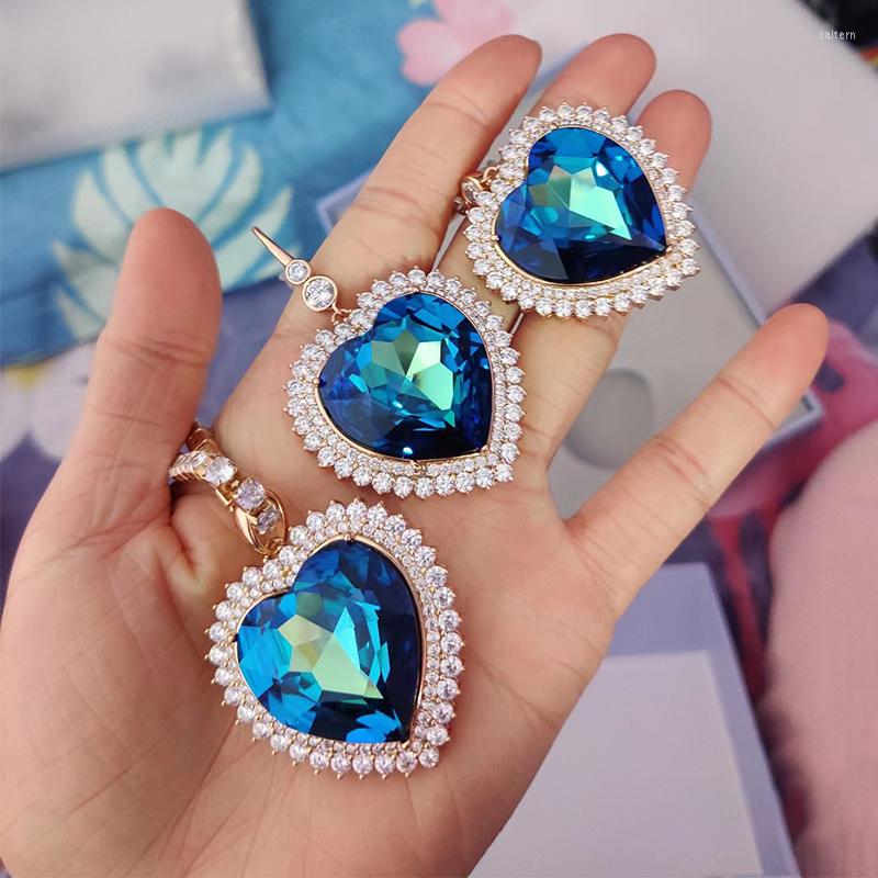 

Necklace Earrings Set Large Crystal Heart Pendant Titanic Of Ocean Blue Love Forever Women Jewelry Cosplay Props, Picture shown