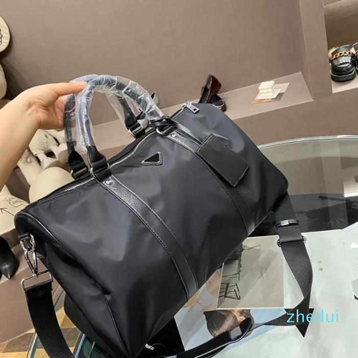 

2023-Luxury designer Nylon Travel Bag Men Duffel Bags Triple Mens Handle Luggage Gentleman Business Tote Handbags with Shoulder Strap size 43*25*16 cm, Black(43*25cm)