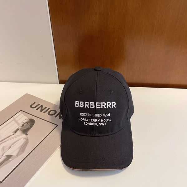 

luxury casquette Fashion Designers hat Classi Street Sunscreen Caps Letter Baseball Women and Men sunshade Cap Sports Ball Caps Outdoor Travel gift very nice 1745M, Black