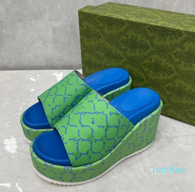 

Fashion Sexy Heels Suede Ladies Sandals Women Slippers Designer Sandal Lady Wedding Party Shoes Belt Buckle Rubber Sole Summer Beach Sexy Chunky Heels