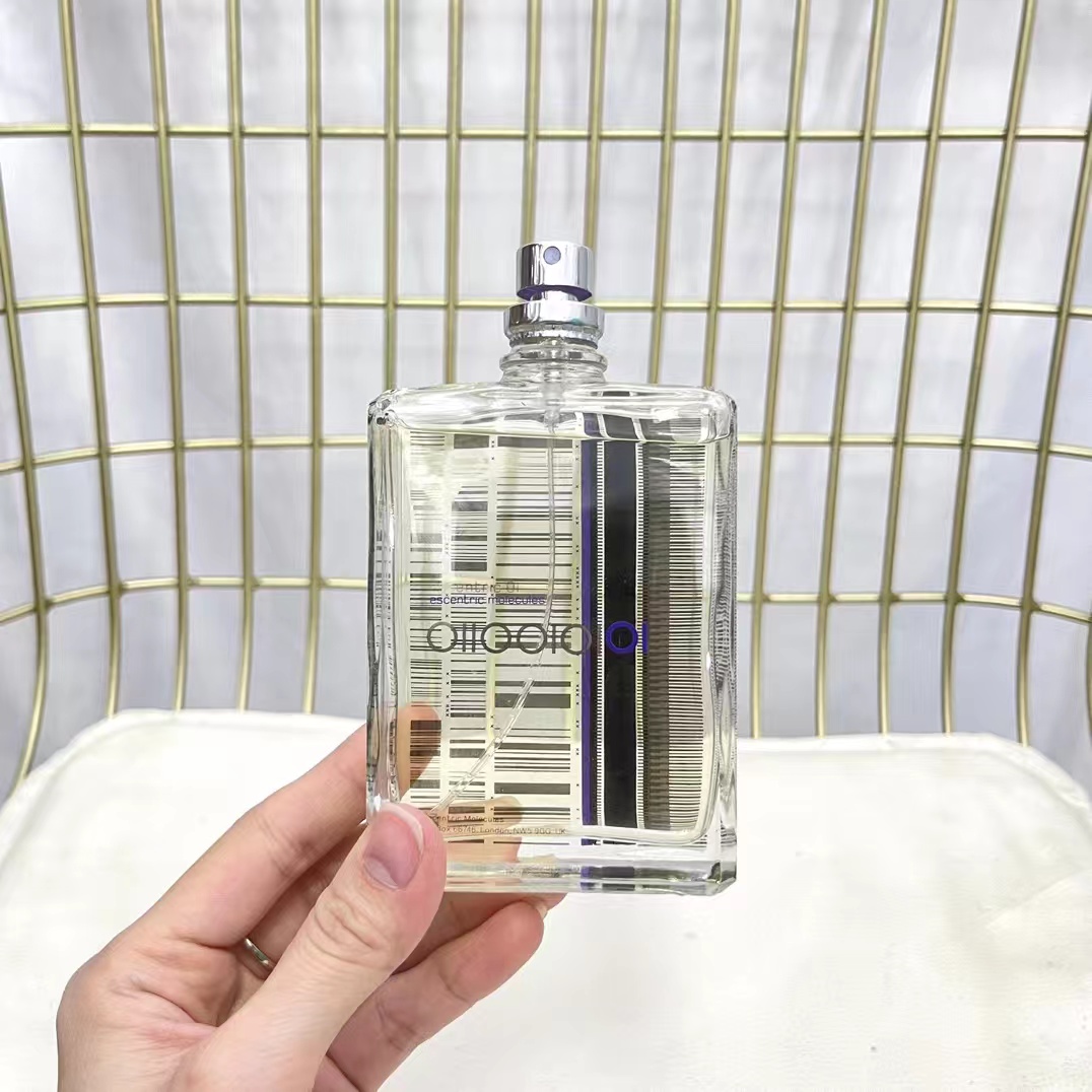 

Designer E05 100ml Perfume for Woman men Lady Perfumes Fragrance EDP Eau De Parfum Spray Designer Perfumes Long Pleasant Fragrances Wholesale