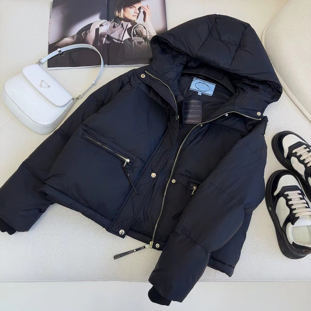 Designer Womens Down Jacket Short Winter Outerwear Coats Classic Triangular Warm Trend Hooded Parka Top Quality Jackets Downs SML-image-920615599