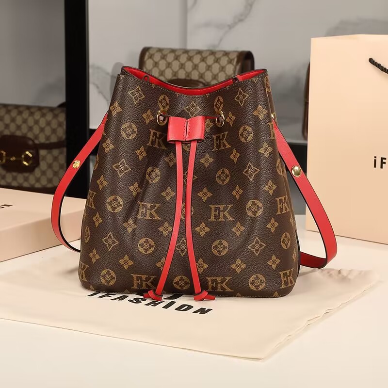 

Top Designer Ladies tote bags high quality Women brand alphabet Print vintage Bucket Bag messenger bag, Yellow