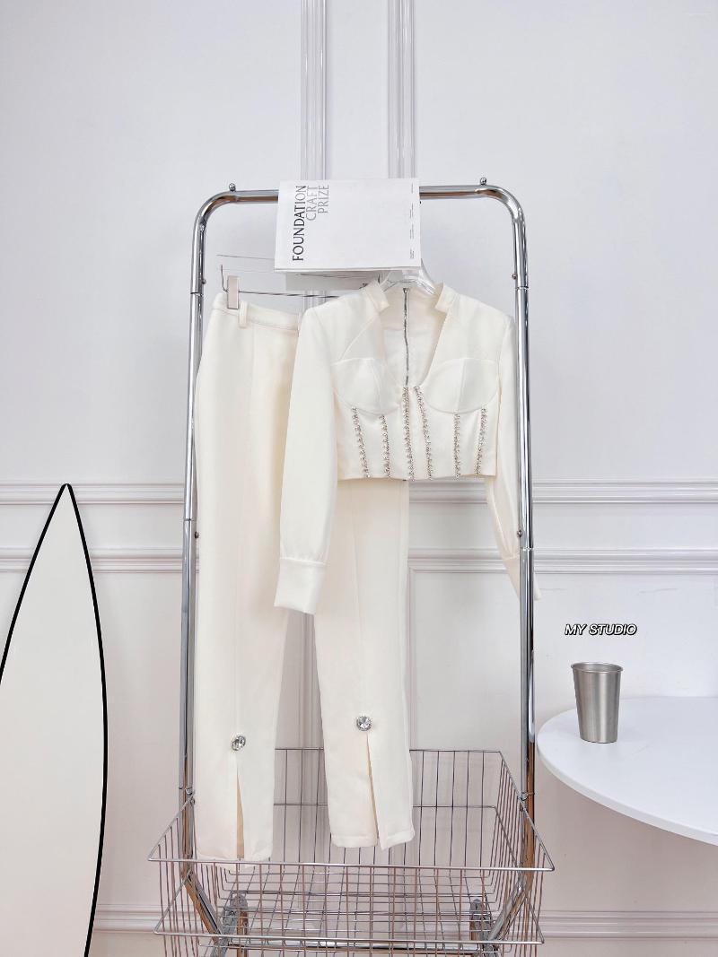 

Women' Two Piece Pants 2023 Women Fashion Suit Diamond Chain Stand-up Collar Top Split Button Trousers 2-piece Set 0306