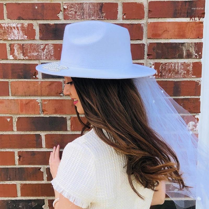 

Berets Bride CowboyHat With Veil Bachelorette Party Hat Fedora White Cowgirl Bridal