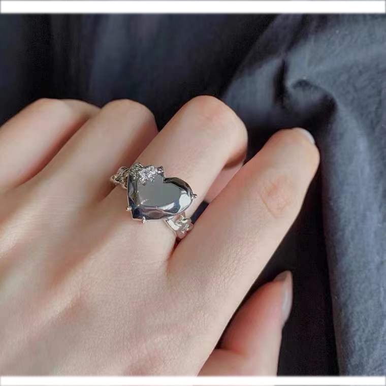 

band rings luxurys women designer rings trend fashion classic jewelry promise rings for couples retro made old wind star tassel ring baroque broken love metal 02