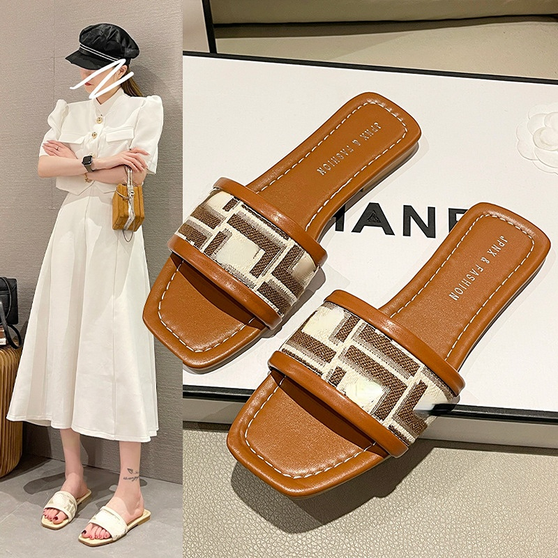 

Women's Summer Outdoor Slippers New Fashion Korean Style Letter Flip-Flops Flat Outdoor Sandals