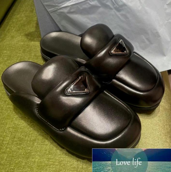 

luxury Platform Muffin Bread Shoes round Toe Triangle Gold Buckle Slippers Slip-on Casual Soft Leather Comfortable Closed-Toe Slipper, Black