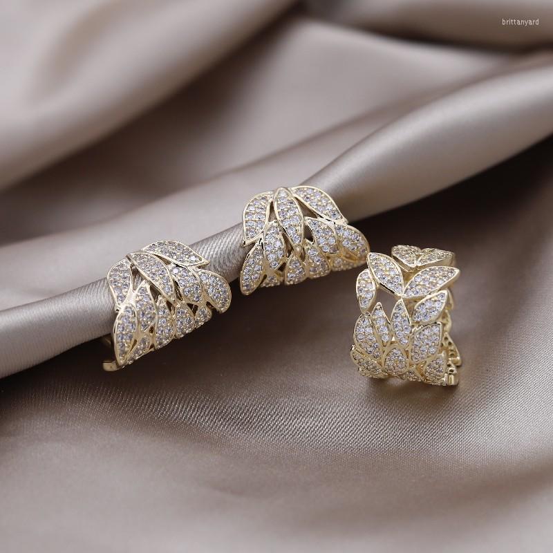 

Necklace Earrings Set 2023 14K Gold Plated Korea Fashion Jewelry Copper Zircon Leaf Earring Ring Elegant Women's Prom Party Accessories, Picture shown