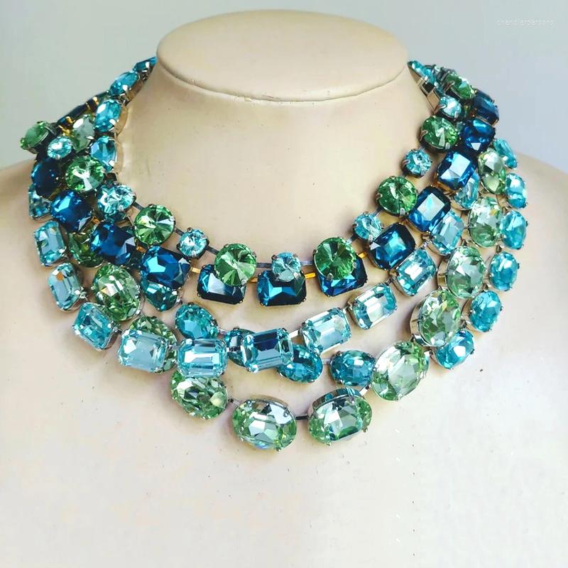 

Chains Women's Shiny Geometry Copper Inlaid Glass Crystal Necklace Vintage Luxury Blue Green Collar Aesthetic Party Gifts
