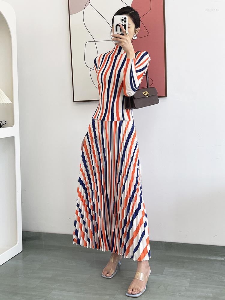 

Women's T Shirts Pleated Skirt Set Women's Spring Vertical Stripe Print Top High Waist Two-piece, Picture color