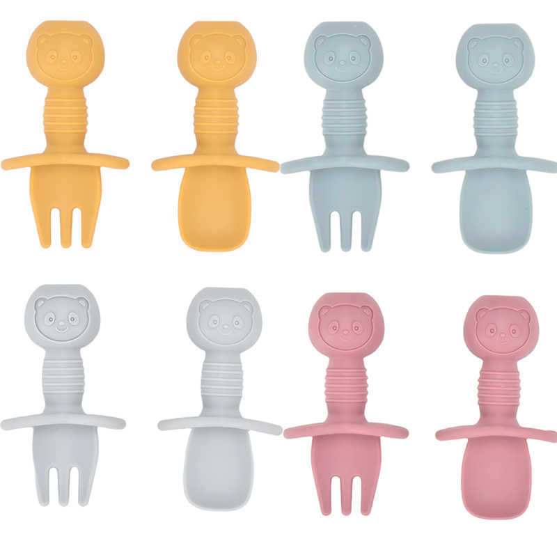 

Cups Dishes Utensils 2Pcs/Set Food Grade Silicone Spoon Fork Auxiliary Food Toddler Learn To Eat Training Cute Cartoon Children Tableware BPA Free AA230413