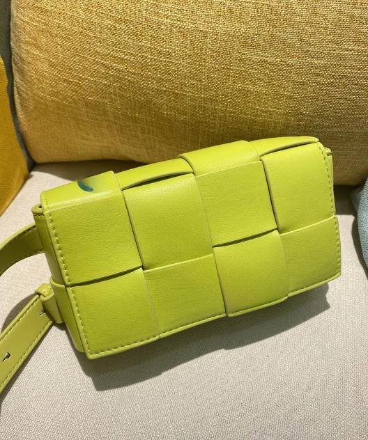 

Quality Hand Knitting leather shoulder bags padded cassette Cross body purses Waist Bags totes Luxury Multi color selection Women's Handbags Chest pack purse, High-quality