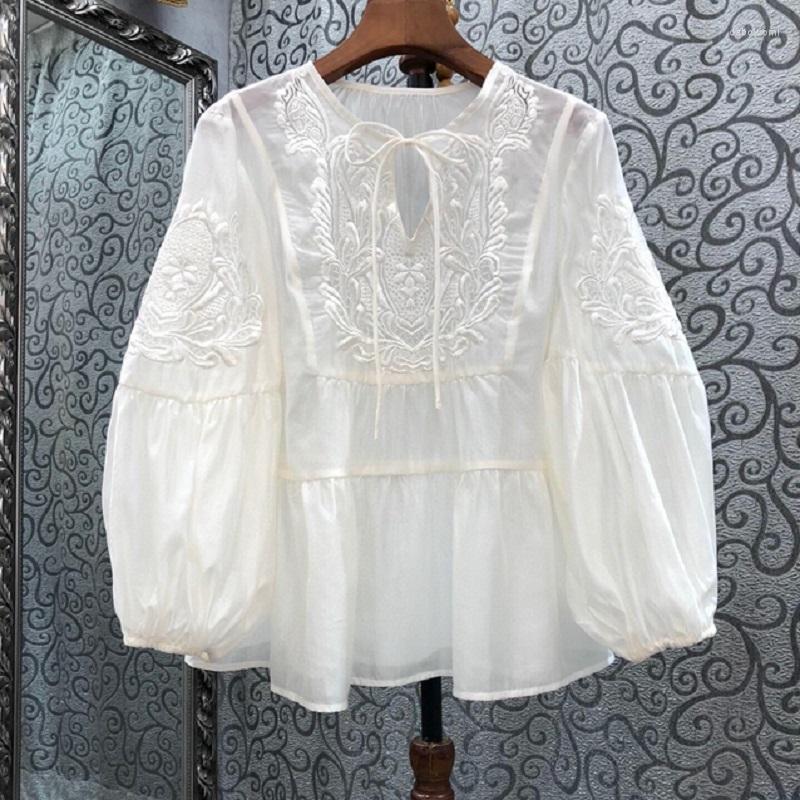 

Women' Blouses Top Quality Women' Blouse 2023 Spring Summer White Yellow Tops Ladies Luxurious Embroidery Lantern Sleeve Loose Blusas