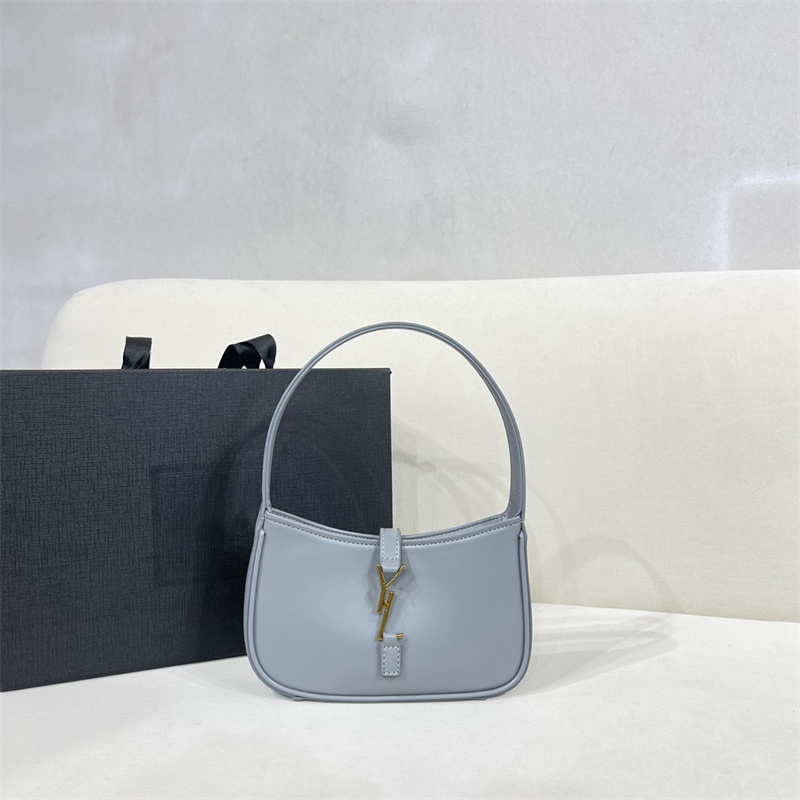 

Designer Brand Handbags Womens Luxury Shoulder Bags Fashion Underarm Bag Casual Purse Outdoor Accessories Small Tote Handbag, Y1