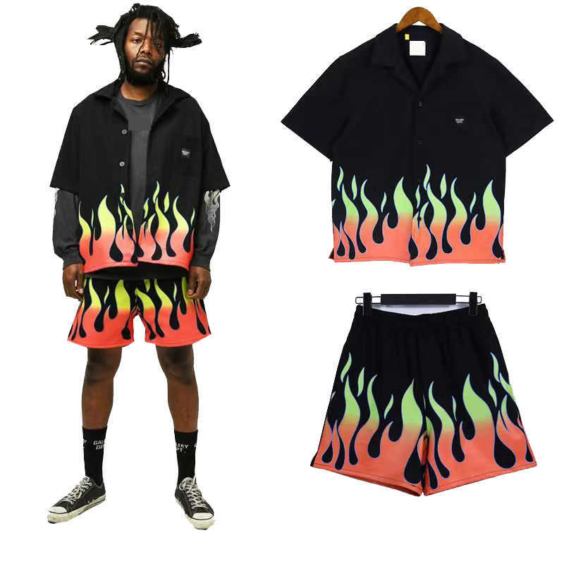 

2023 new American high street niche flame print cardigan lapel short sleeve loose shirt men' and women' same style, Ssss