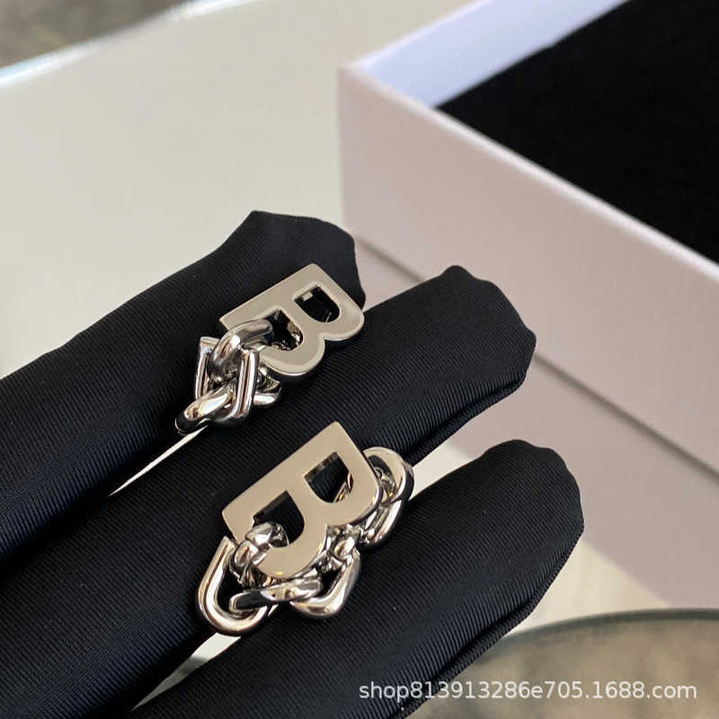 

b earring designer Metal Letter Chain Long Earrings for Women's 2023 New Fashion Gold Temperament Premium Earrings