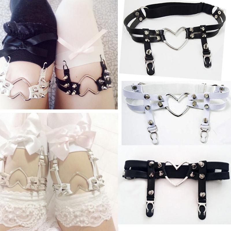 

Garters Women Sexy Punk Handmade Leather Garter Big Sweet Heart Rivet Goth Harajuku Elastic Leg Ring Stocking Suspender Buckle, Black