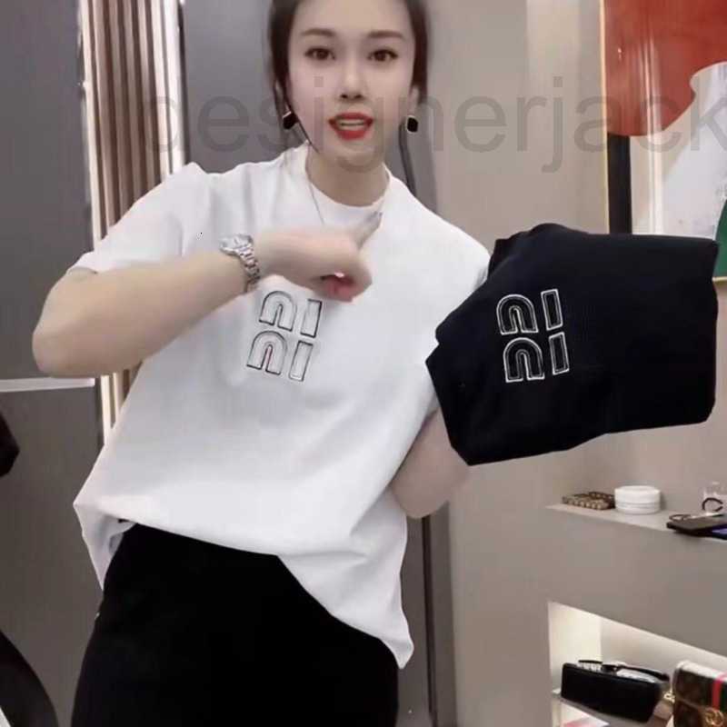 

Women's T-Shirt Designer 23 new shirt letter embroidery short sleeved tshirt designer shirts womens slim-fit half sleeves classic pullover top 328 NU46, White