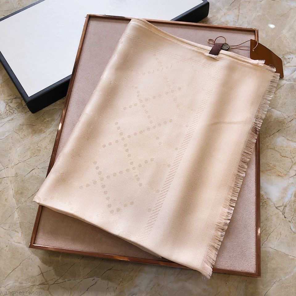

2023 Scarf Designer Fashion Real Keep High-grade Scarves Silk simple Retro style Shawl Long Neck Scarfs accessories for womens Twill Scarve fashion