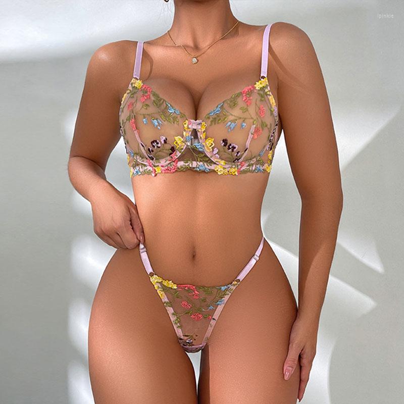 

Bras Sets Women Erotic Underwear Set Sexy Floral Single-layer Bra Thong Suit Black Lingerie Rims Gathered Perspective Lace And Brief