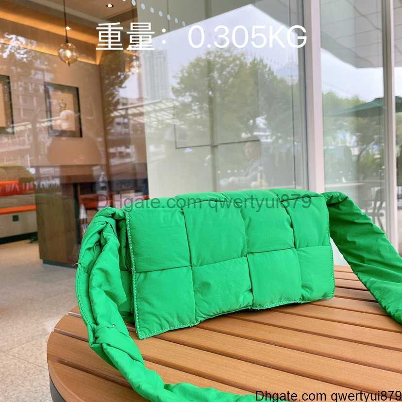 

qwertyui879 Fashion Down Woven Shoulder Bag Luxury Cotton Crossbody Bags for Women 2023 Designer Space Cotton Handbags and Purse Square Tote 413SMT, Green