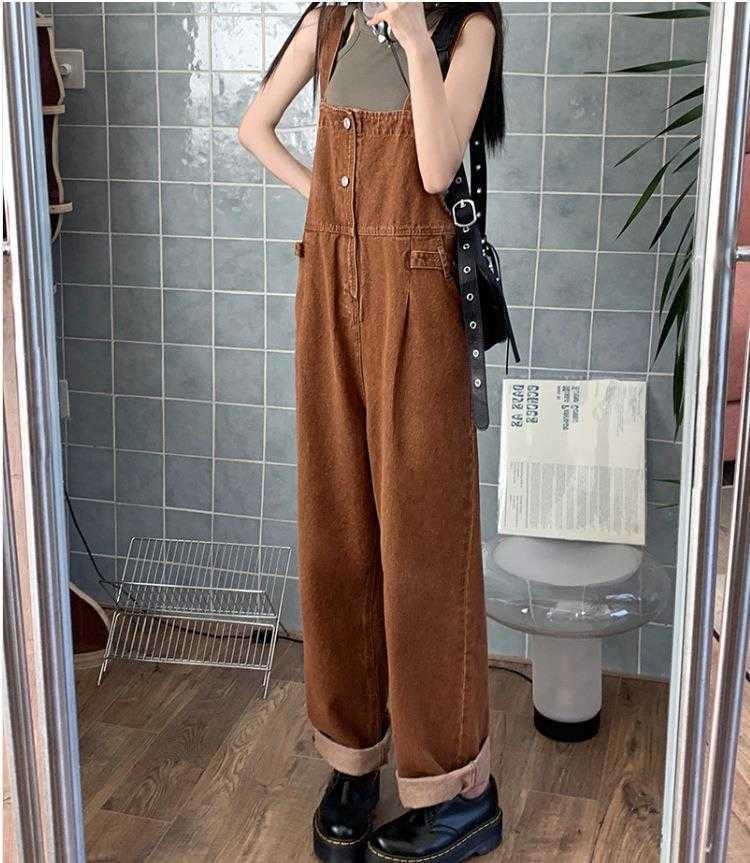 

Retro Summer Cargo Pants: Coffee Jean Suspender, Loose Fit, Ideal for Women